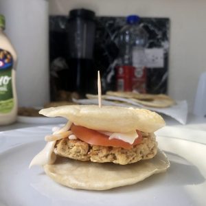 Chickpeas Burger for Breakfast - TheShyFoodBlogger