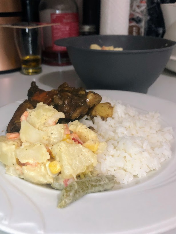Brown Stew Chicken w Rice and Potato Salad